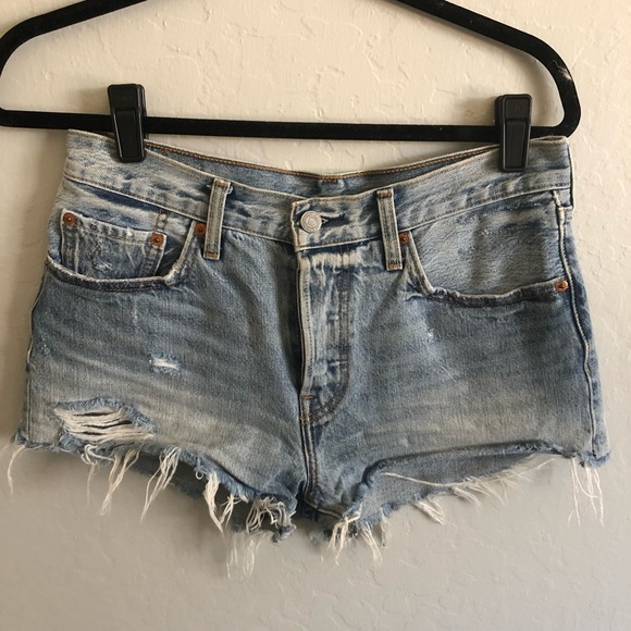 Levi's Pants - Levi’s vintage high waisted shorts